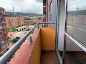 94f51a30-a2a2-4372-aab8-15af16f38280