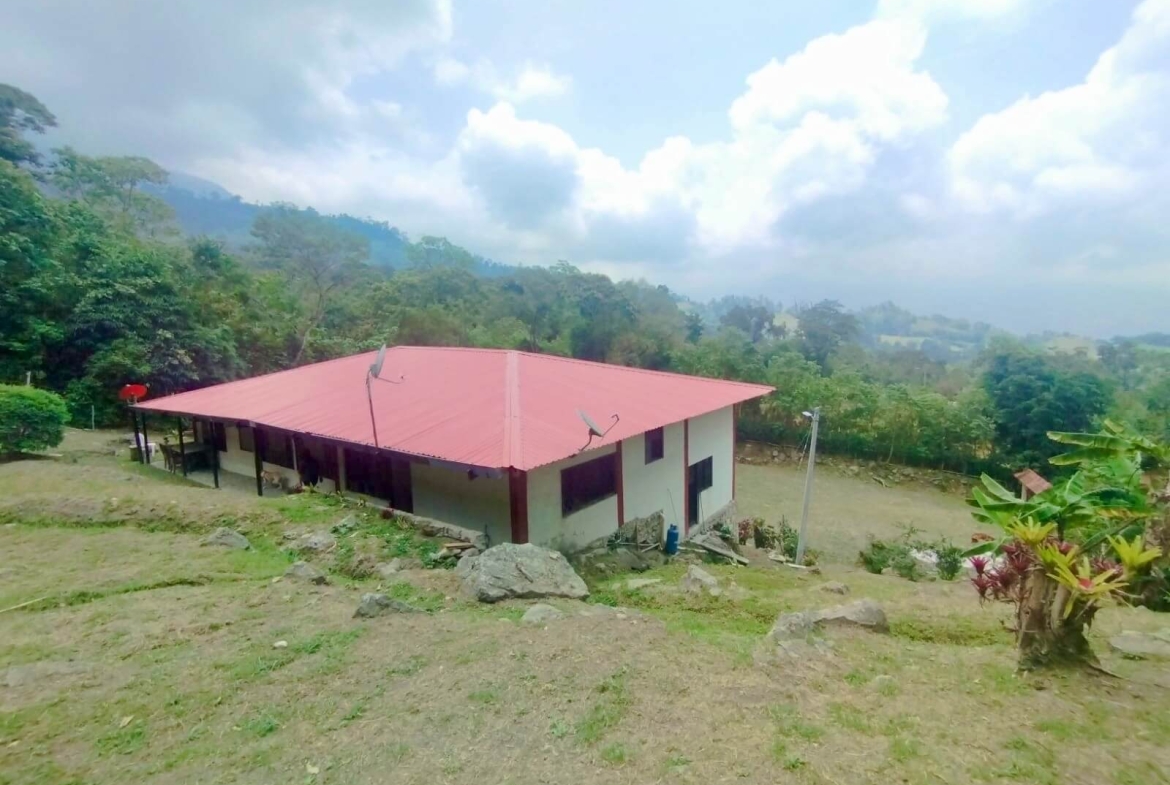 Finca en San Antonio del Tequendama
