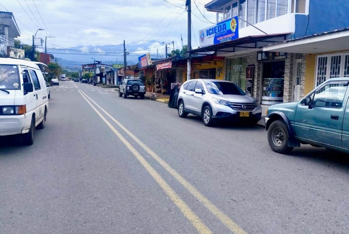 Local en Acacías