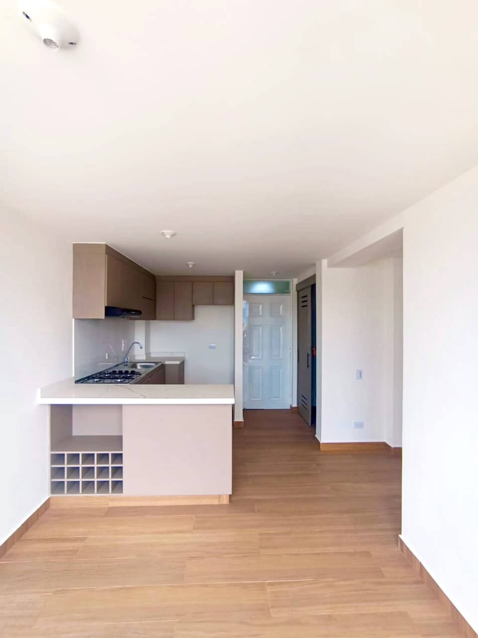 Madelena2-2701raquelarriendo – 2. Apartamento en Madelena