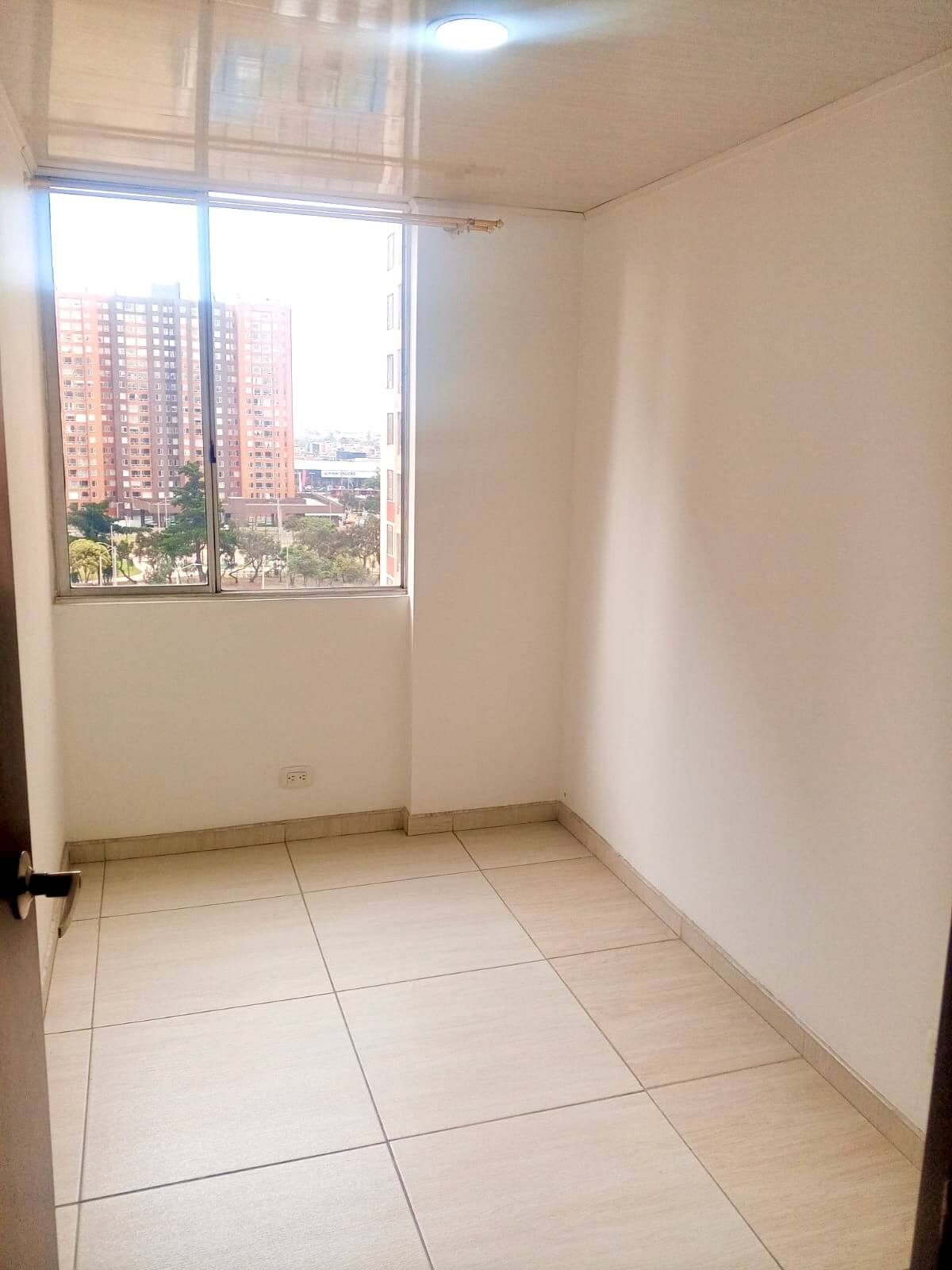 Madelena4-1005AnaMariaarriendo – 7. Apartamento en Madelena