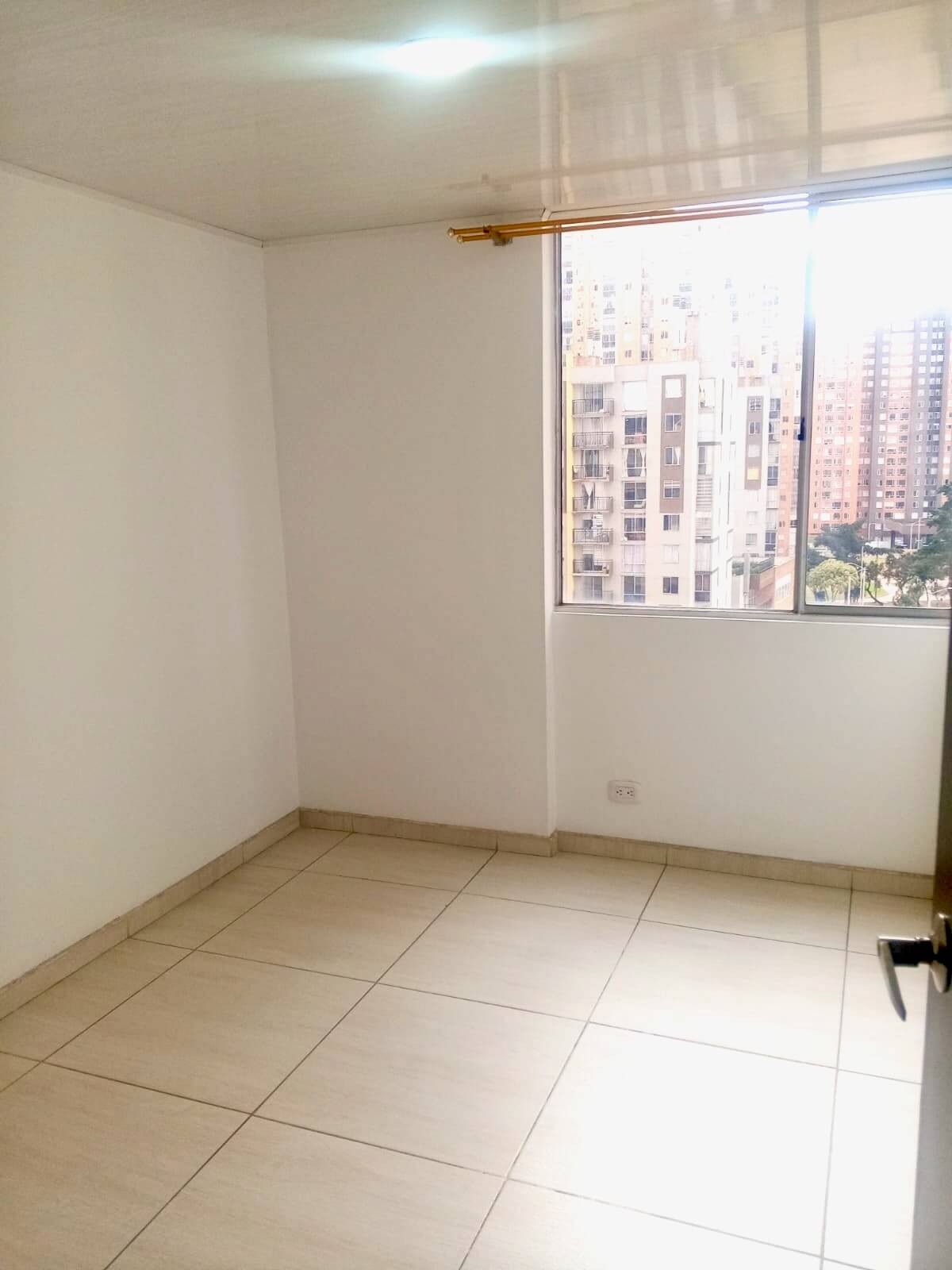 Madelena4-1005AnaMariaarriendo – 8. Apartamento en Madelena
