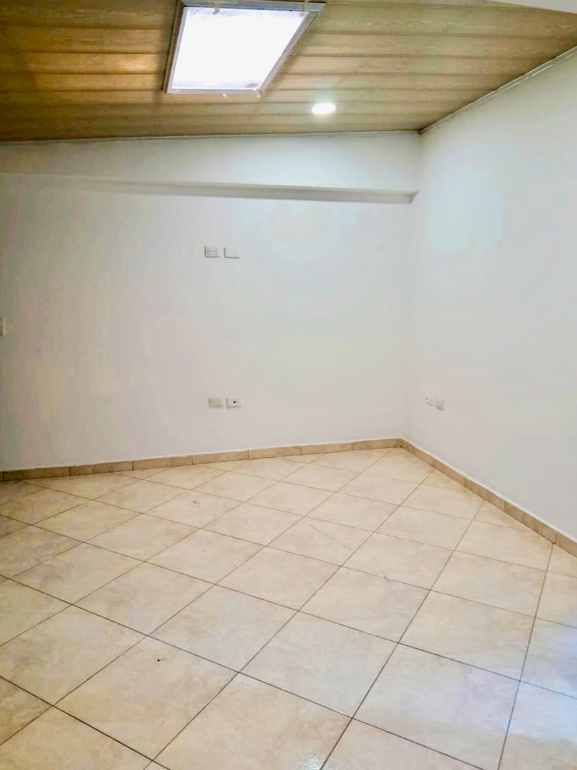 Olarte406-Arriendo – 5 Apartamento en Olarte